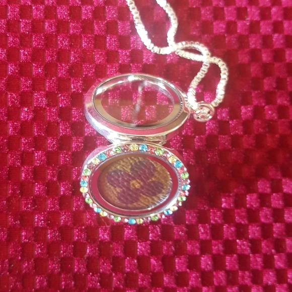 Customize Lock it Necklace - Picture 3 of 3